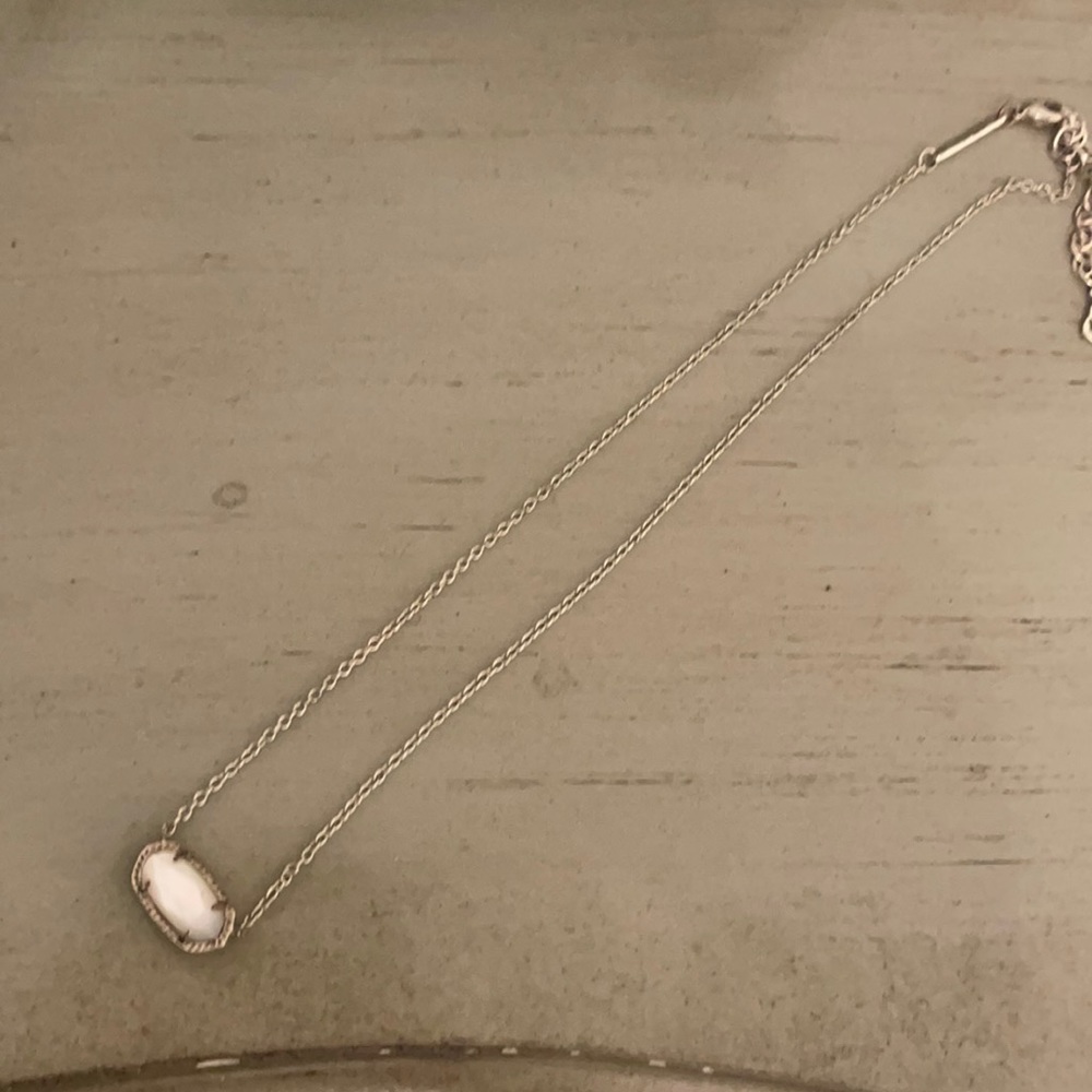 Kendra Scott Necklace